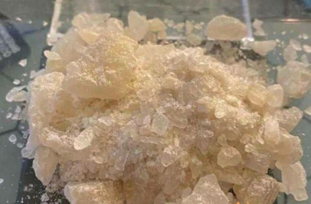 crystals-dmt-dimethyltryptamine-big-0