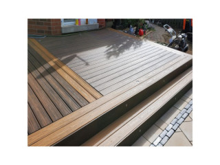 Composite Deck Builders in Toronto