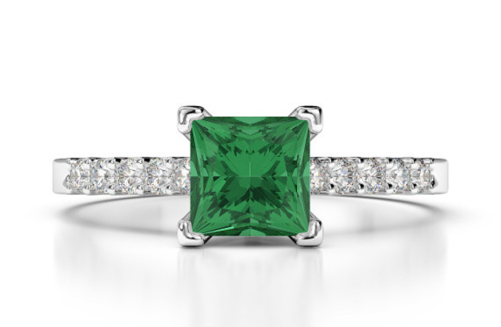 buy-emerald-engagement-rings-in-uk-big-0