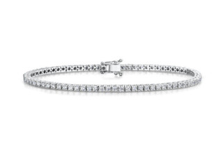 Stunning Diamond Tennis Bracelet with Lab Made Diamonds