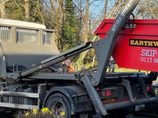 Top Skip Hire Near Me with EarthWorks UK LTD