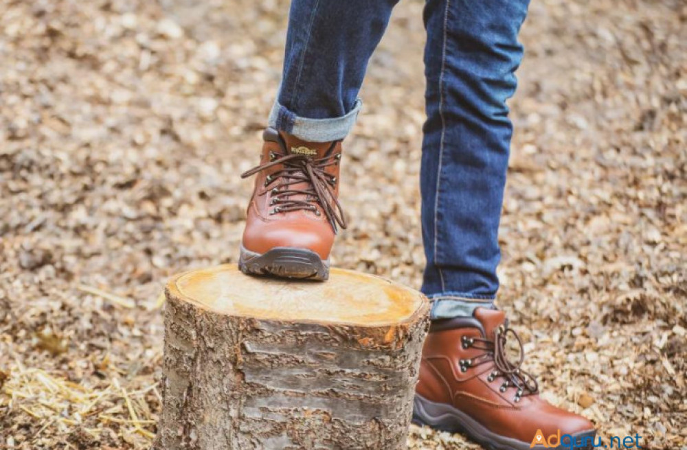 stay-comfortable-with-mens-hiking-and-walking-socks-big-0