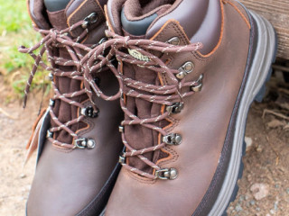 Explore the Outdoors with Durable Walking Boots - Northwest Territory