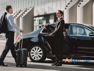 Need Luxury Car Services Near Me? Choose Winchester Abbey Cars