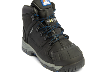 Ultimate Comfort and Safety: Briggs Waterproof Work Boots