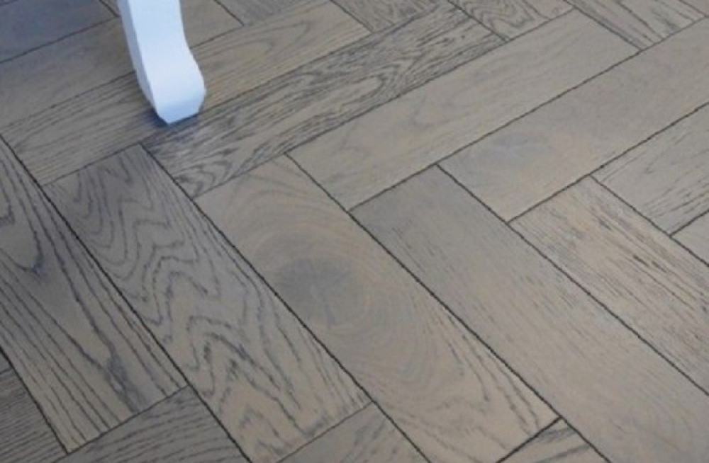 get-engineered-herringbone-flooring-in-uk-big-0