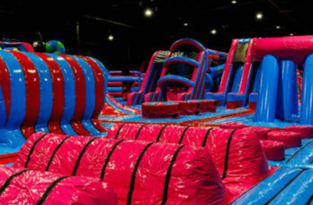 airthrill-inflatable-fun-in-east-kilbride-for-all-ages-big-0