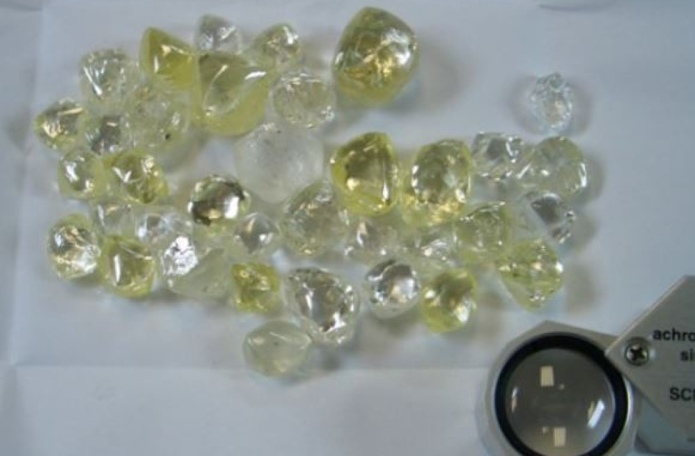 uncut-rough-diamonds-for-sale-big-0