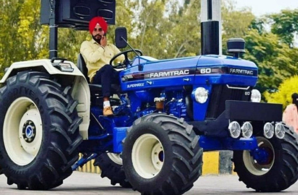 comparing-farmtrac-60-supermaxx-and-sonalika-di-35-sikander-tractors-specifications-and-price-big-0