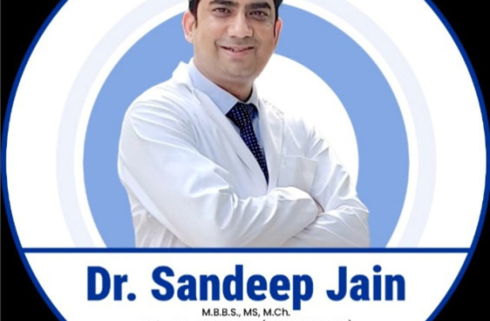 best-bariatric-surgeon-in-bhopal-dr-sandeep-jain-big-1