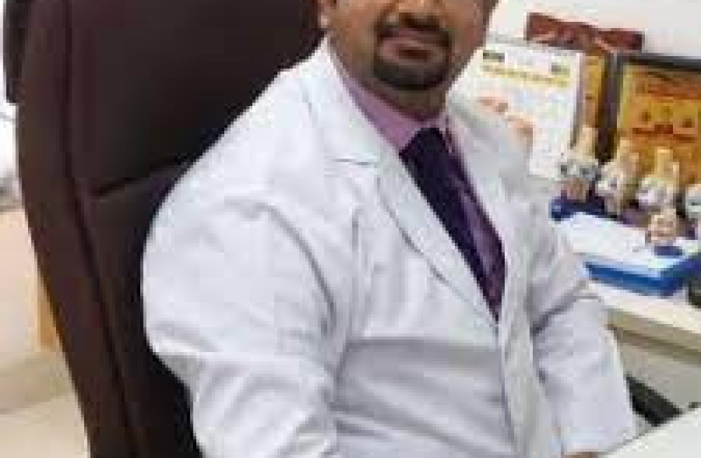 best-joint-expert-in-raipur-dr-ankur-singhal-big-0