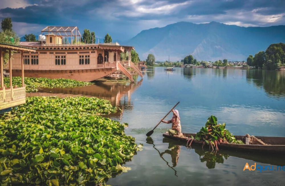 famous-tourist-places-srinagar-big-0