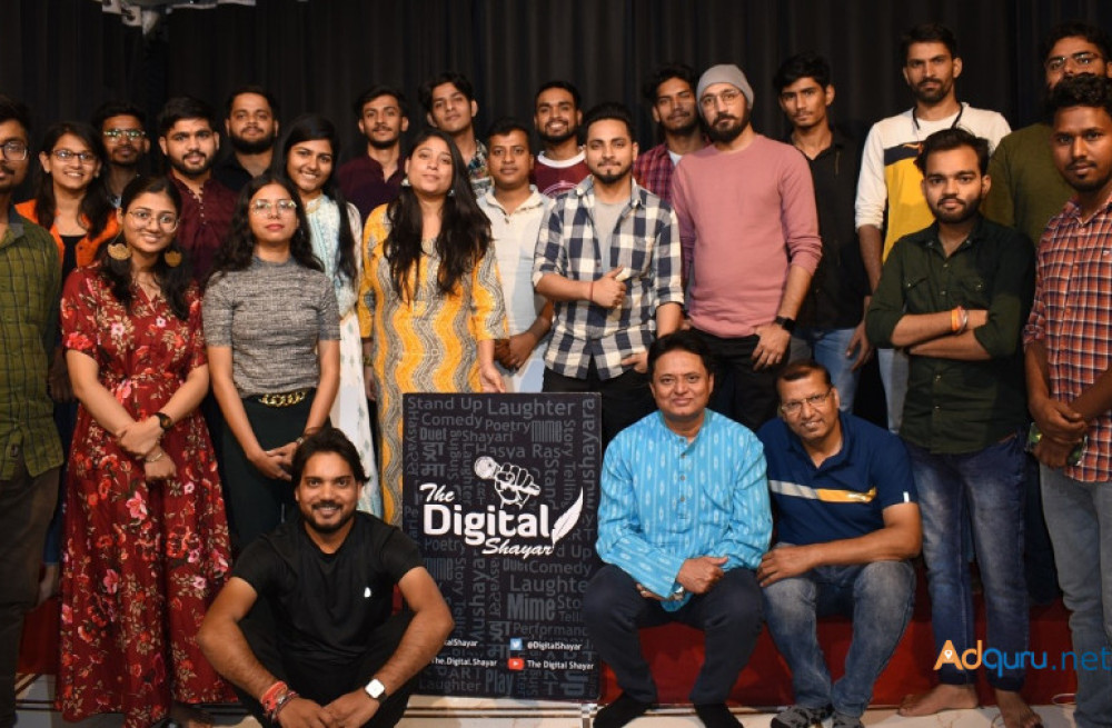 the-digital-shayar-delhis-premier-poetry-open-mic-event-big-2