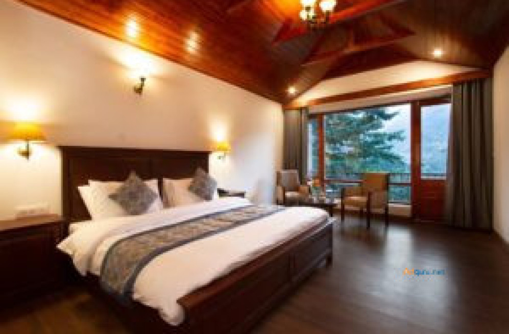 premium-hotel-in-manali-big-0