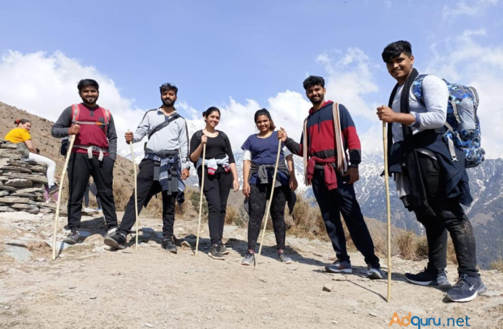 triund-trek-packages-big-1