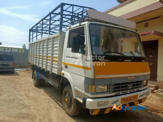 Used Commercial Vehicles in India