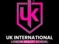 best-makeup-school-in-noida-small-0