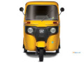 bajaj-re-cng-auto-rickshaw-mileage-and-load-capacity-small-0