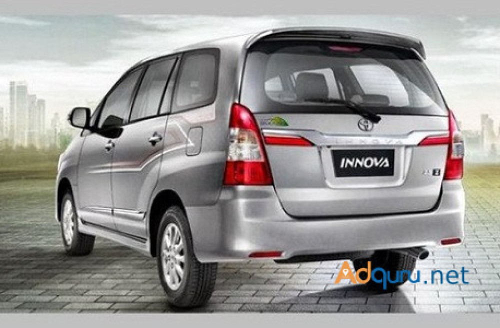 book-innova-crysta-car-on-rent-in-delhi-big-3