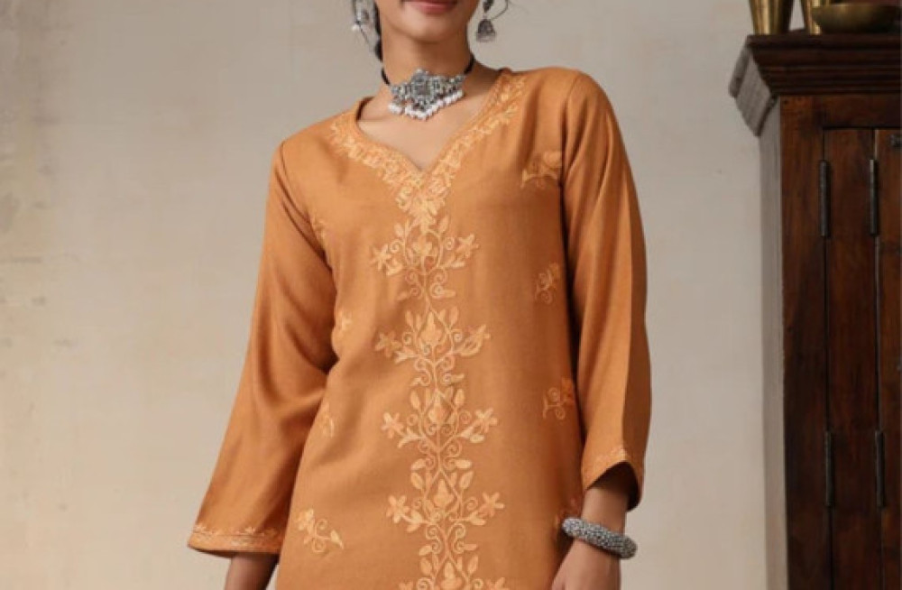 elegant-short-kurta-for-women-timeless-chikankari-designs-big-0