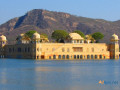 top-20-enchanting-lakes-in-rajasthan-for-a-natural-retreat-small-0