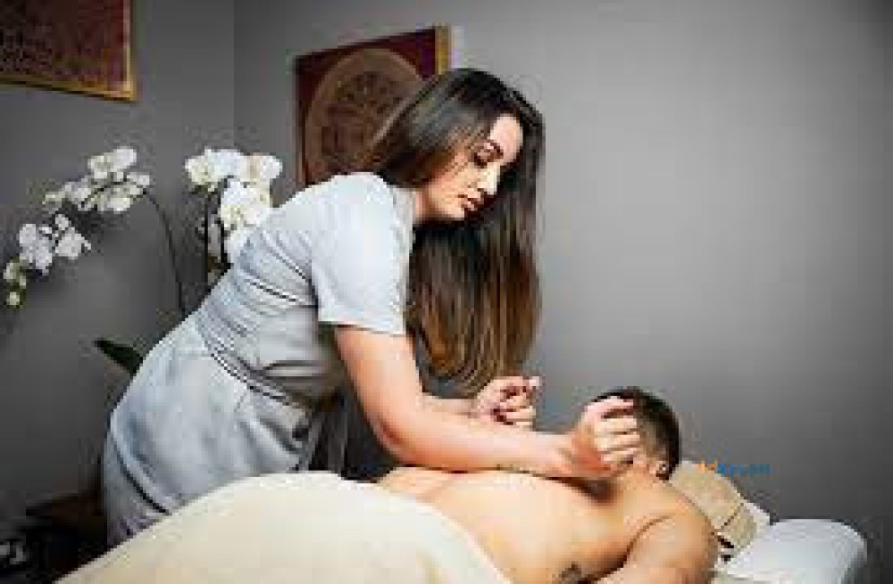 spa-world-expert-female-to-male-body-massage-spa-in-indiranagar-9900965948-big-2