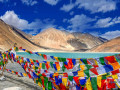 ladakh-tour-packages-small-0