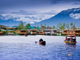 Kashmir Travel and Tour Packages