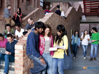 The Best BTech College in Delhi – Amity Gurugram!