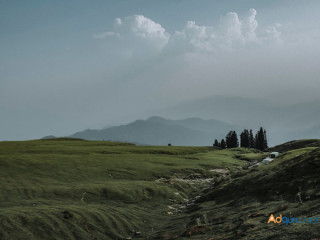 Exploring the Charms of Kashmir in September: