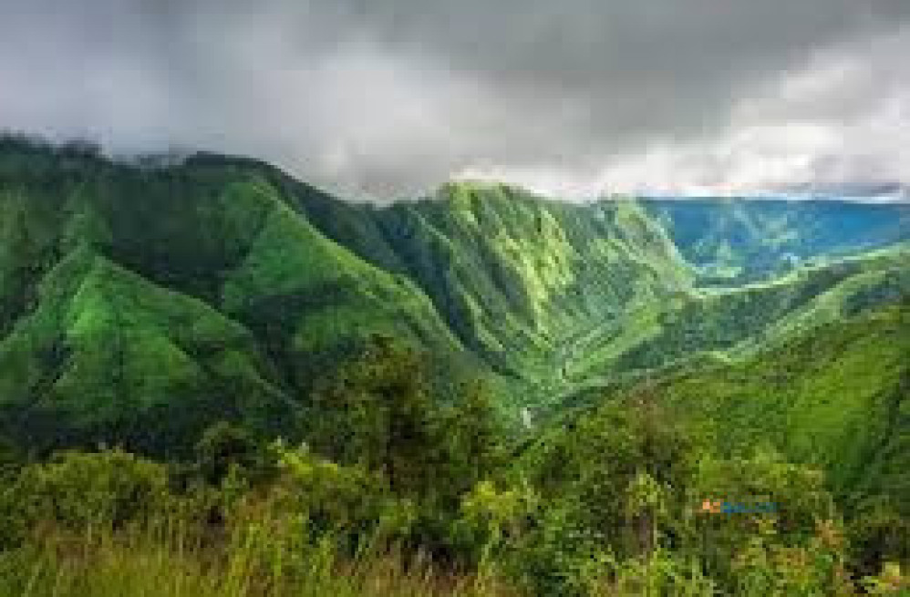 explore-the-enchanting-meghalaya-with-wanderons-tour-packages-big-0