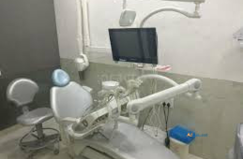 dental-clinic-in-malad-east-mumbai-big-0