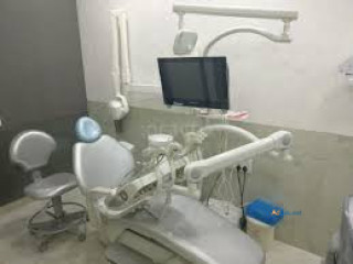 Dental Clinic in Malad East, Mumbai