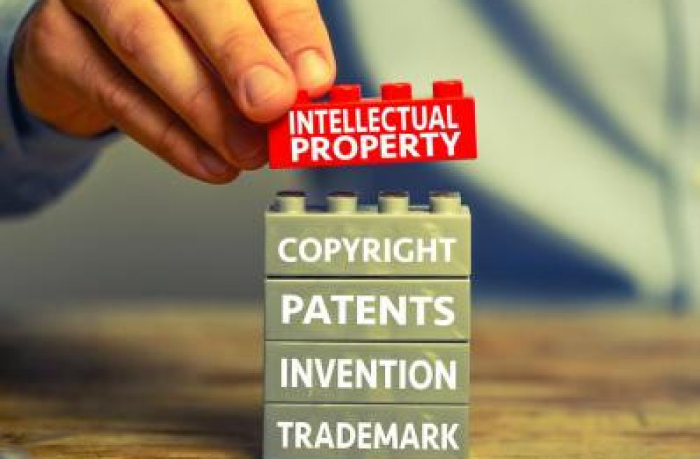 expert-intellectual-property-lawyer-big-2