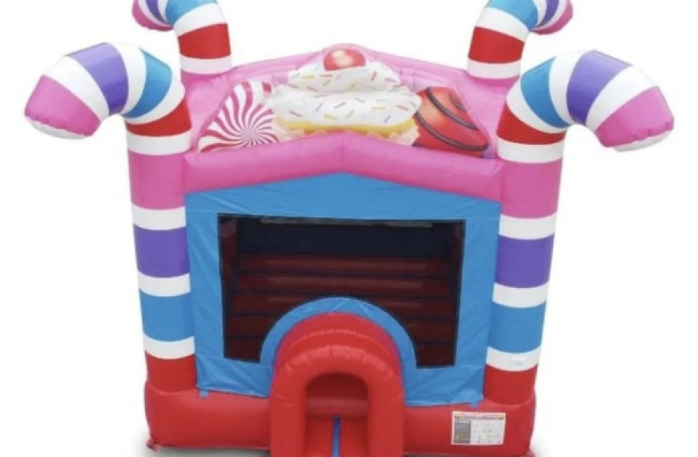 get-your-bouncing-castle-from-bounce-on-us-party-rental-perfect-for-kids-parties-big-0