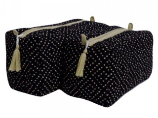 Shop Women Toiletry Bags at Affordable Price