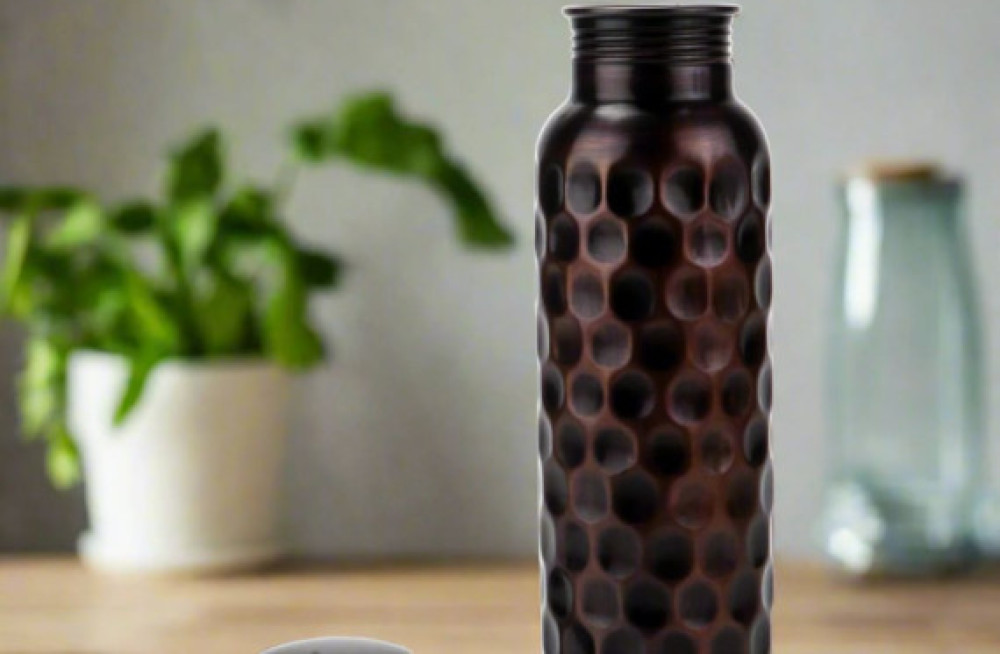 top-5-health-benefits-of-using-a-copper-water-bottle-daily-big-0