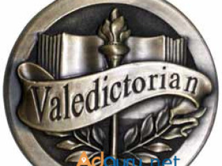 Elegant Valedictorian Medallion – Supreme Cap and Gown