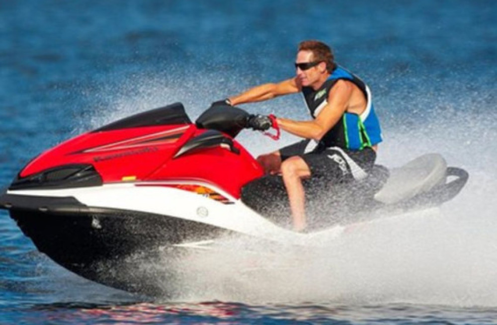 exciting-jet-ski-rentals-in-miami-beach-affordable-rates-big-0