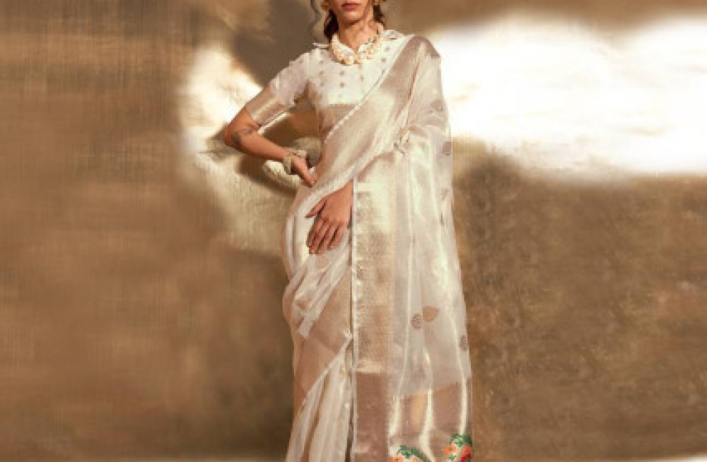 white-sarees-online-shopping-find-your-favorite-at-mirraw-big-0