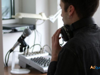 How Writers Can Benefit from Radio Exposure