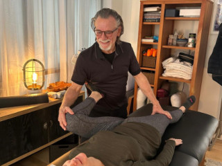 Reclaim Flexibility with a Stretch Therapist in Denver